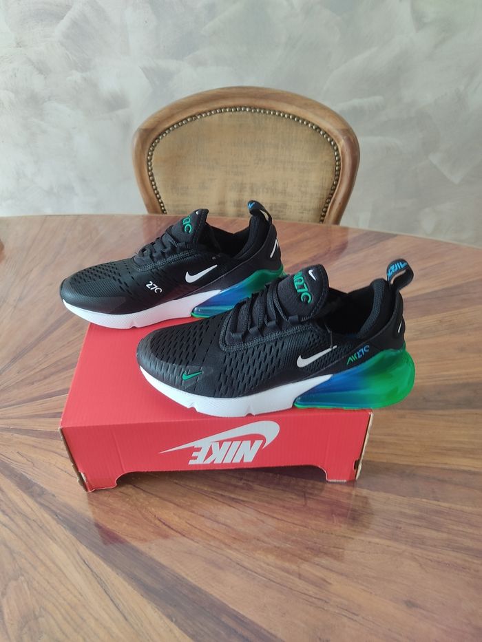Baskets Nike air max 270 T 38.5
