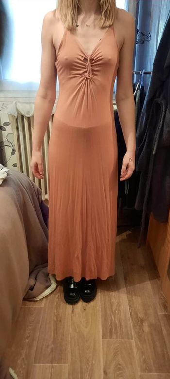 Robe moulante longue d’été