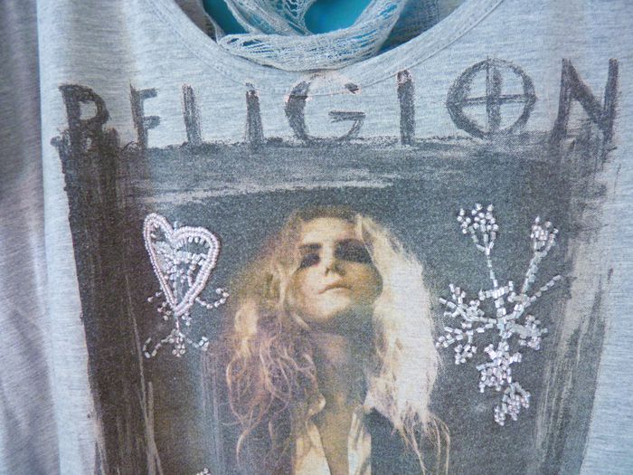 T-shirt Femme Religion S 36 Gris TBE style Rock manches courtes - photo numéro 2