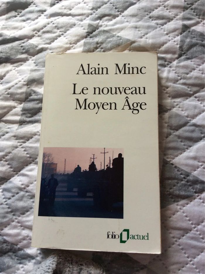 #le nouveau Moyen Age Alain Minc - photo numéro 2