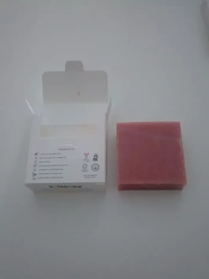 Nettoyant visage Solide- Very Berry - 50g- Neuf - photo numéro 5