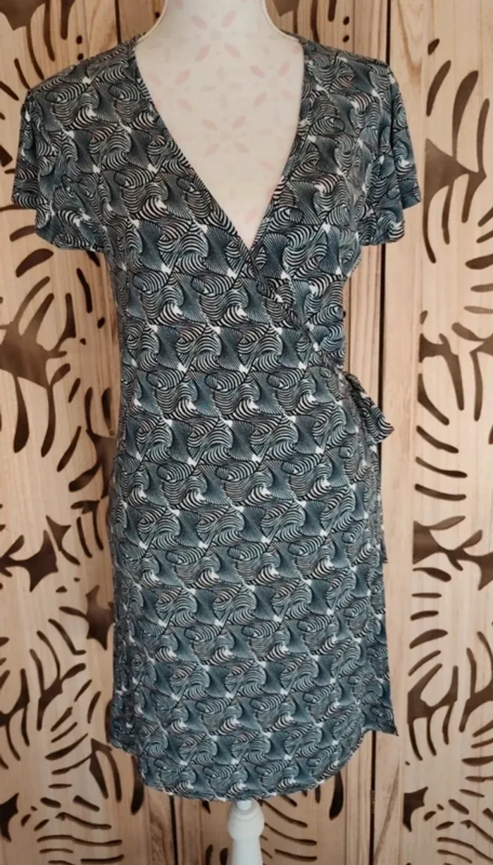 Robe fluide portefeuille Taille M Gemo - photo numéro 2