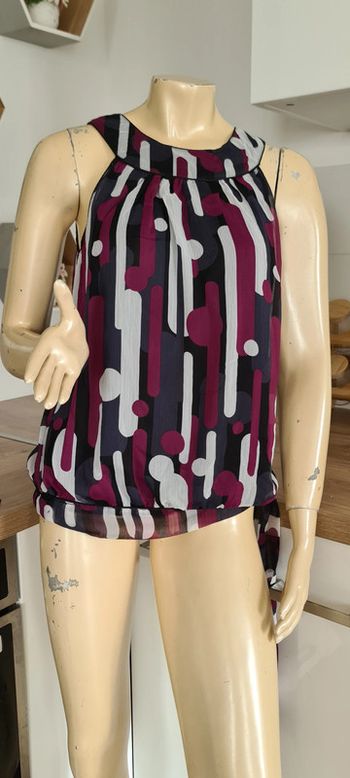 tres jolie tunique taille m jennyfer avec doublure 100 % polyestere (1)