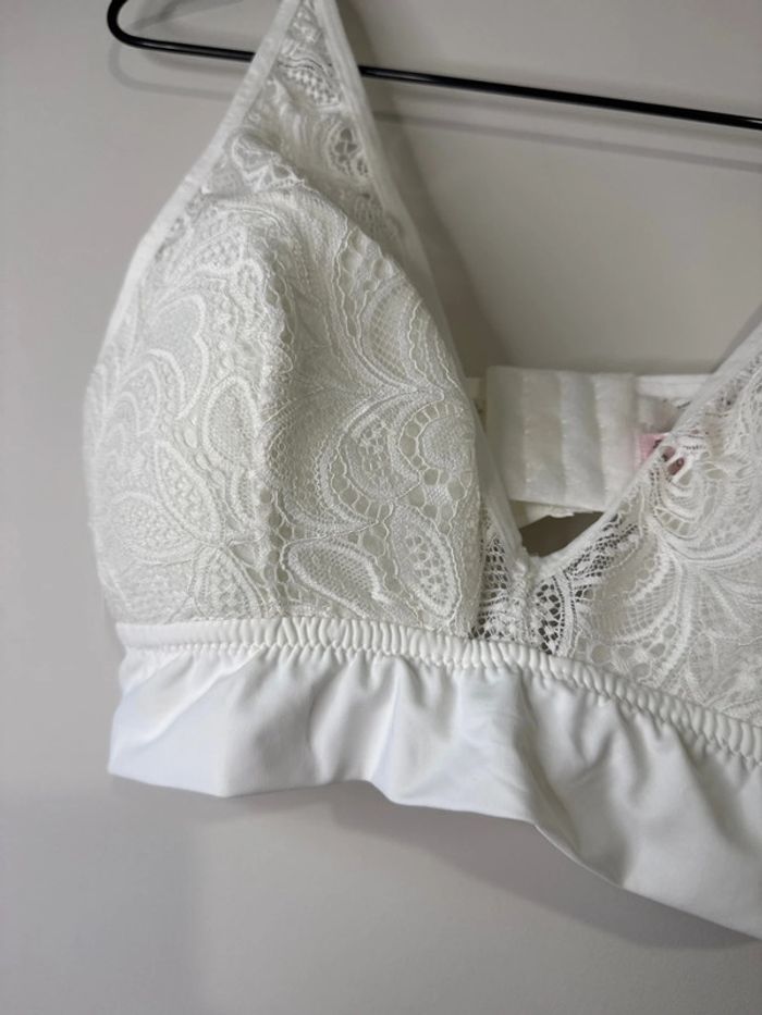 🌻👙Magnifique brassiere blanche- taille XL - Les petites Bombes - neuf avec etiquette - photo numéro 3