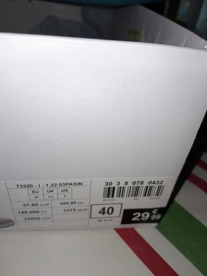 Baskets t40 neuve - photo numéro 3