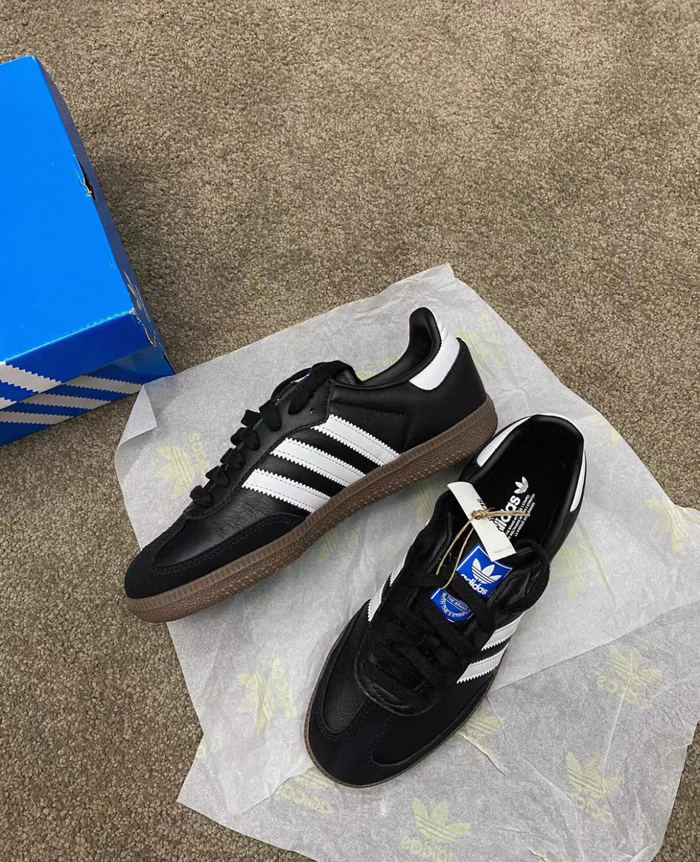 Baskets Adidas - photo numéro 4