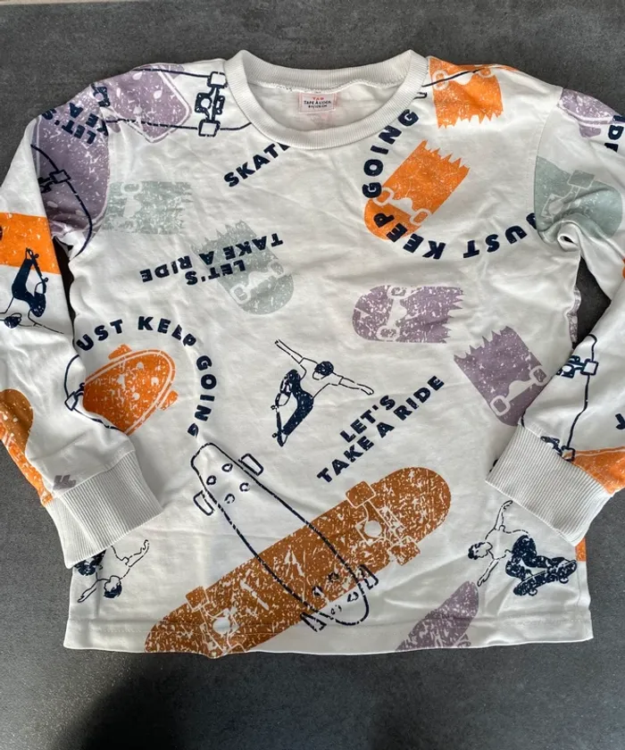 TEE shirt sweat skate TAO 8 ans - photo numéro 4