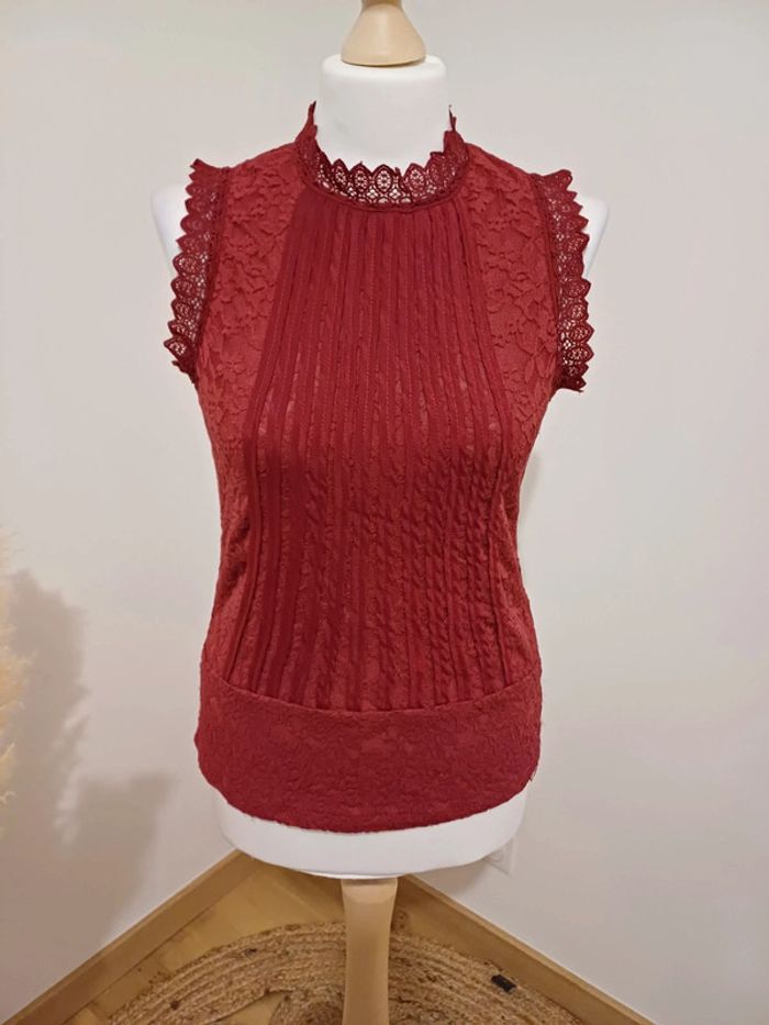 Blouse chic Bordeaux avec dentelle Capsule taille S 36 - photo numéro 2