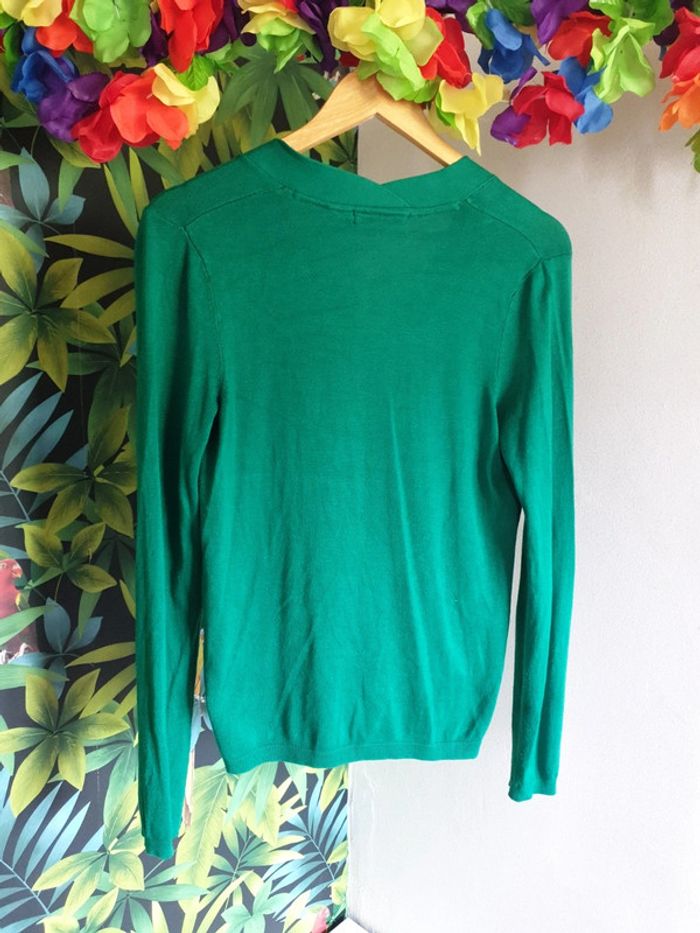 Pull vert printemps - photo numéro 3