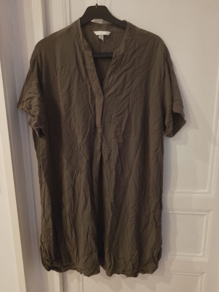 Robe kaki H&M