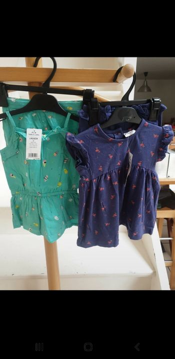 Lot de 2 robes et shorts assortis neufs 6 mois