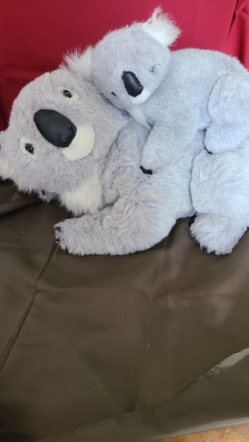 Peluche Koala maman et bébé allongé gris blanc