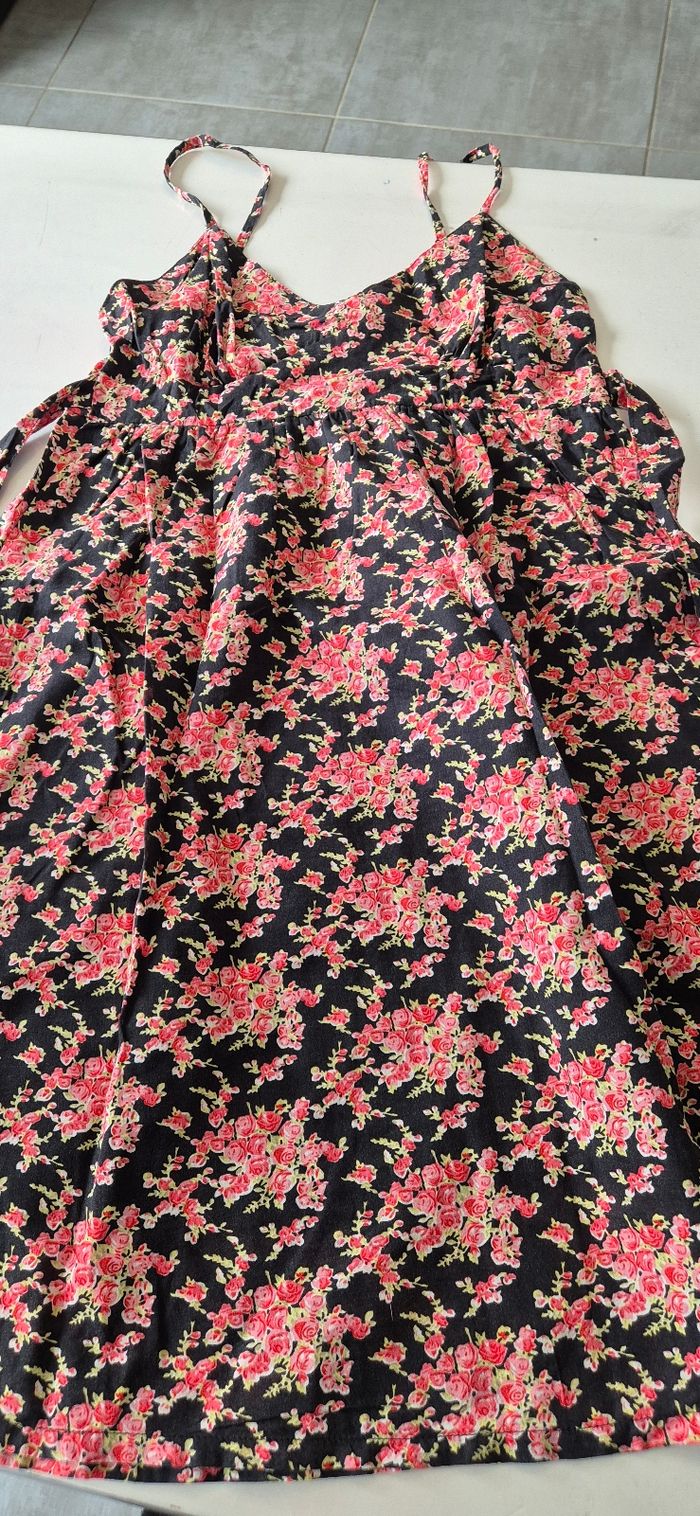 Lot vêtements femme taille 38/40 - photo numéro 2