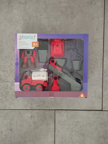 Véhicule à assembler camion de pompier