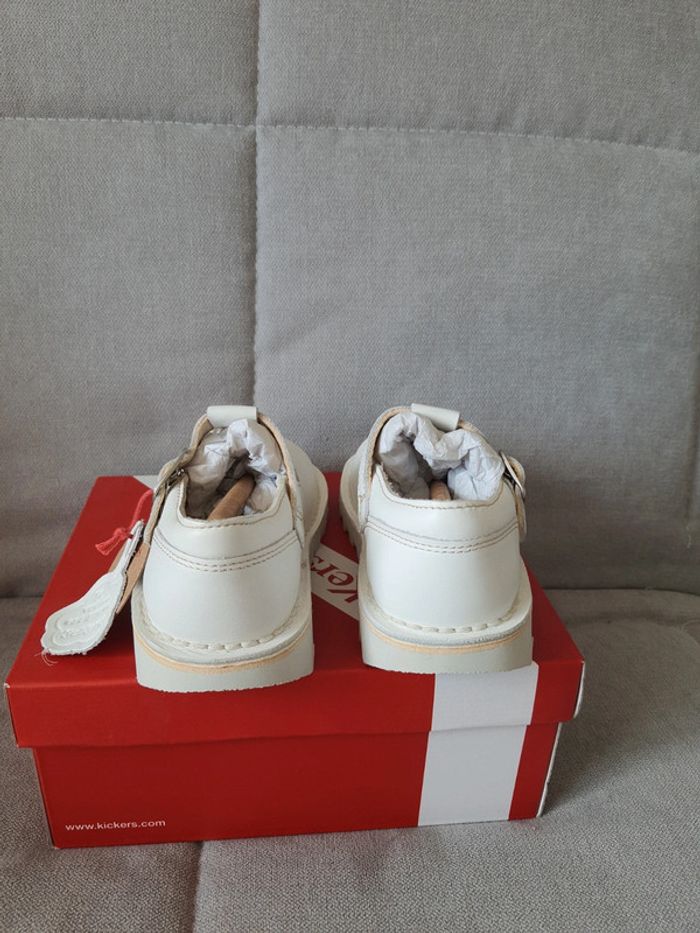 Babies salomés ballerines mary jane en cuir Kickers pointure 26 neuf avec étiquettes - photo numéro 4