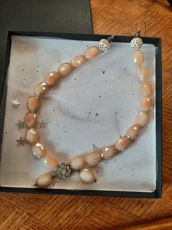 Collier perles verre neuf