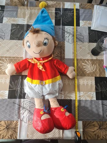 Range pyjama oui oui