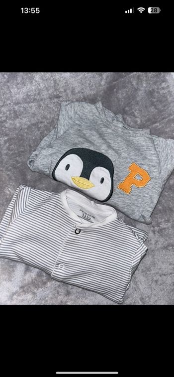 2 pyjamas