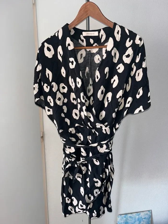 Robe Promod M – Effet cache-cœur, motif chic noir & blanc 🤍🖤 - photo numéro 4