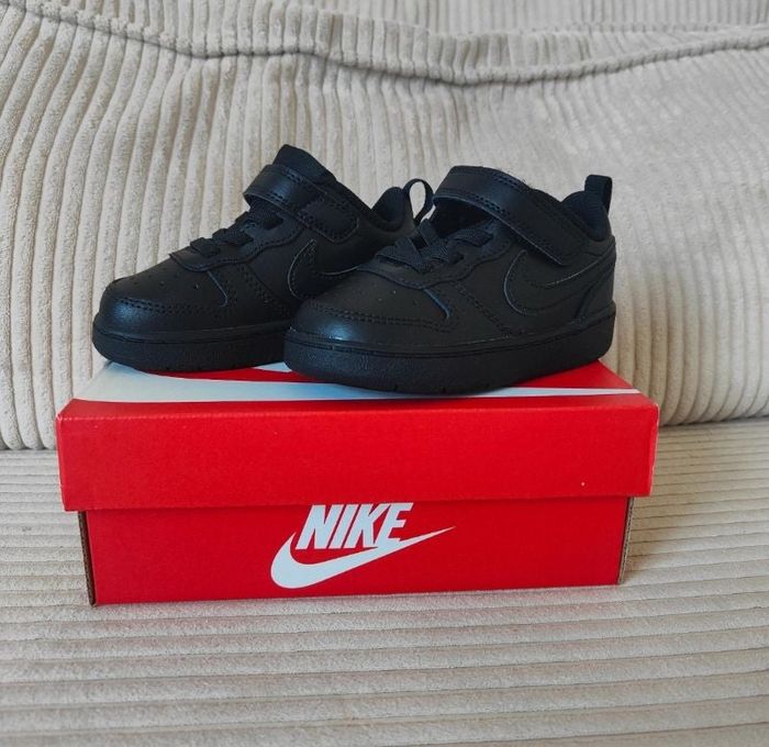 Basket bébé nike