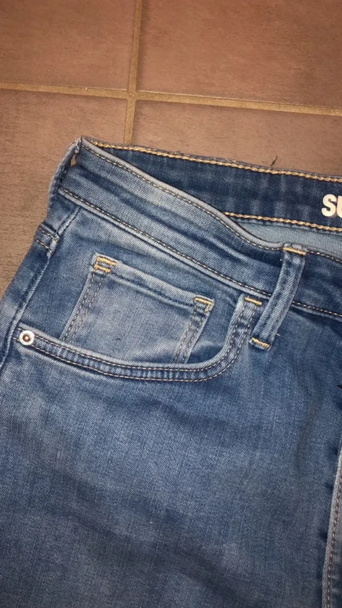Jeans - photo numéro 3