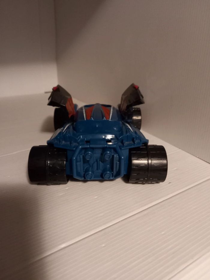 Voiture spiderman 2012 - photo numéro 2