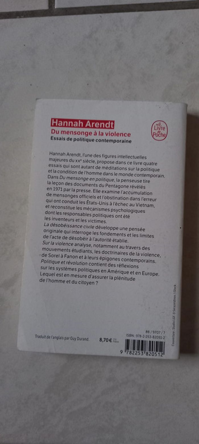 Du mensonge à la violence - photo numéro 2