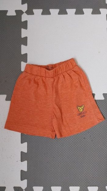 Short léger taille 9 mois