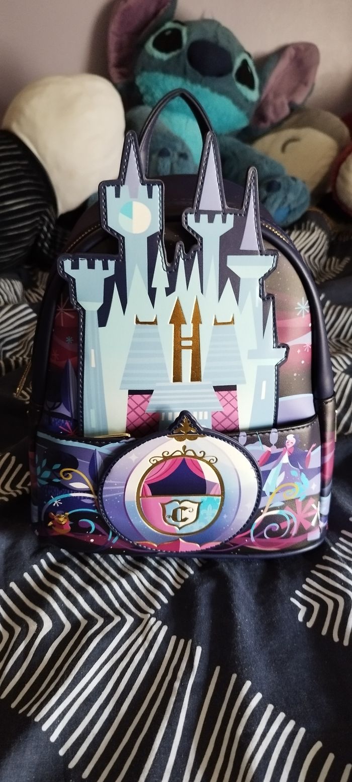 Sac à dos loungefly château de Cendrillon