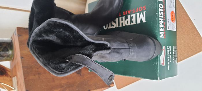 Bottes fourrée femme "Méphisto" neuve pointure 39 - photo numéro 10