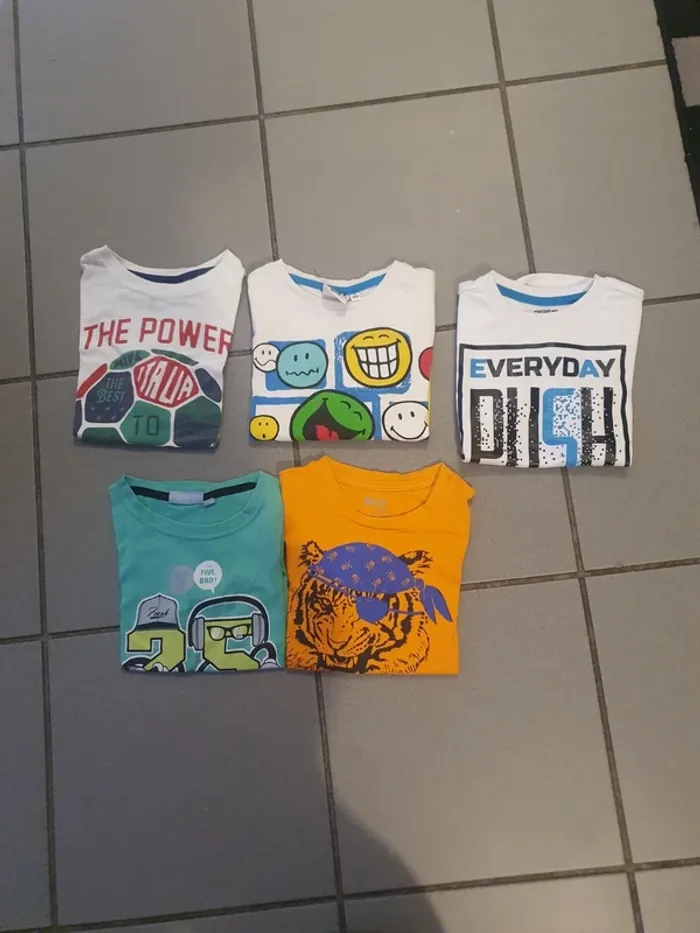 lot tee-shirts