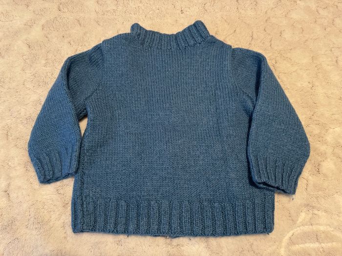 Gilet en laine bleu fait main - 3 ans - photo numéro 2
