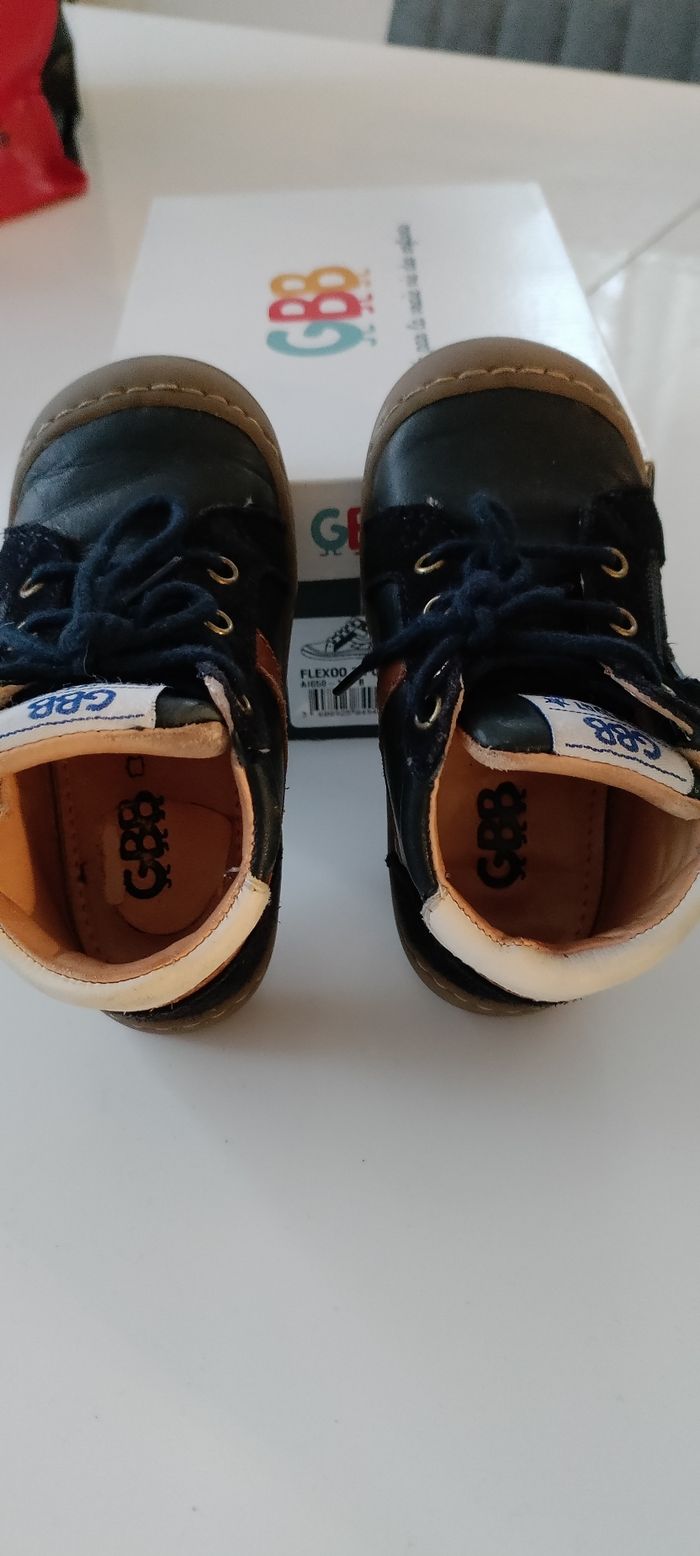 Chaussure GBB garçon taille 22 - photo numéro 3