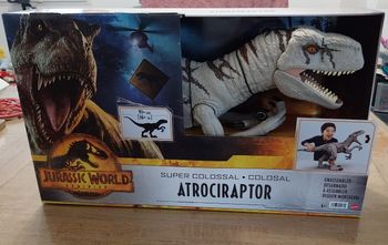 Dinosaure géant atrociraptor neuf