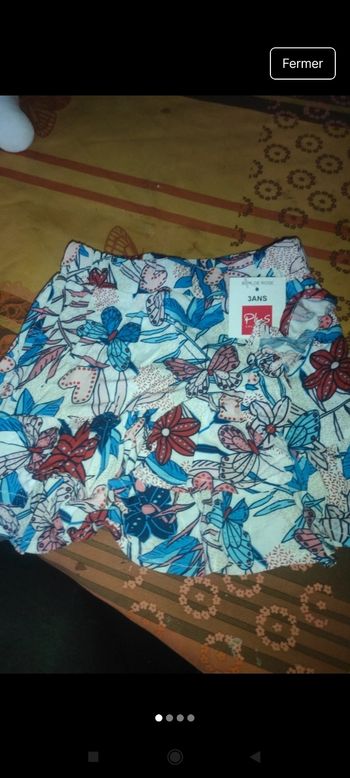 Très belle jupe fille neuf e40