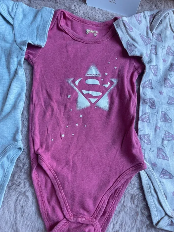 Lot de 3 body superwoman 12m - photo numéro 3