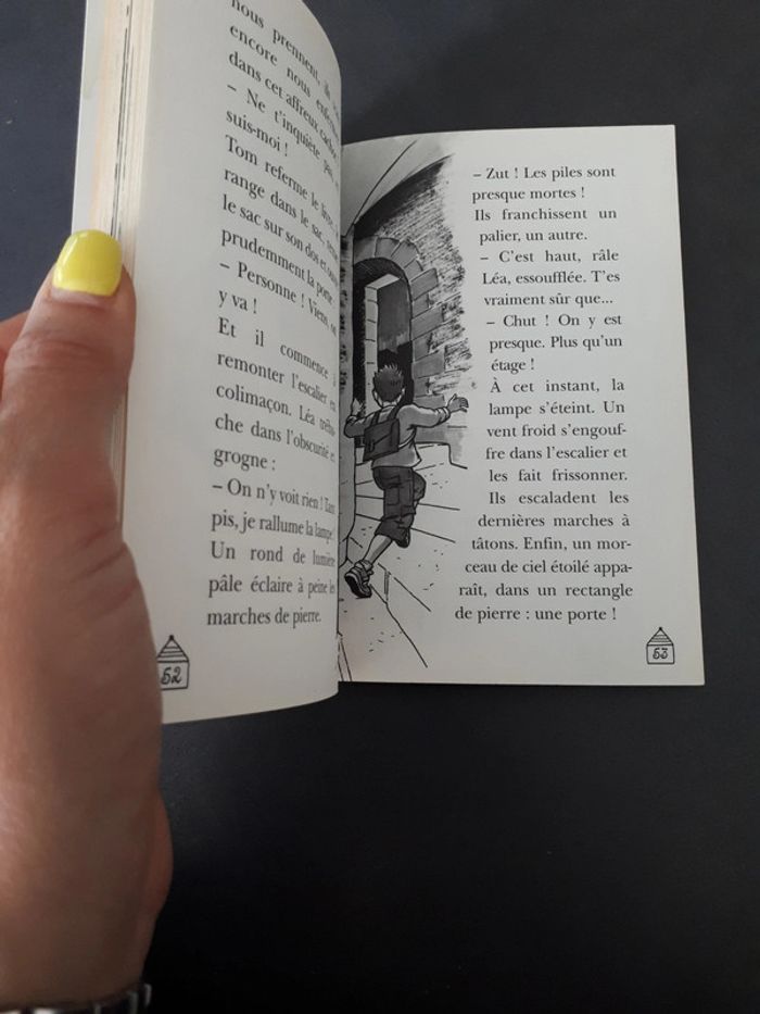 Livre la cabane magique le mystérieux chevalier - photo numéro 3