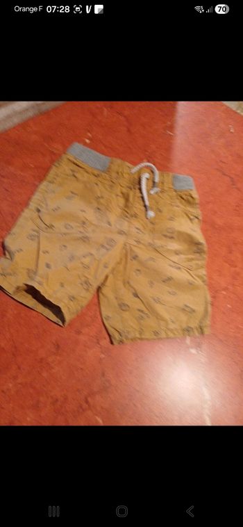 Short garçon taille 3 ans