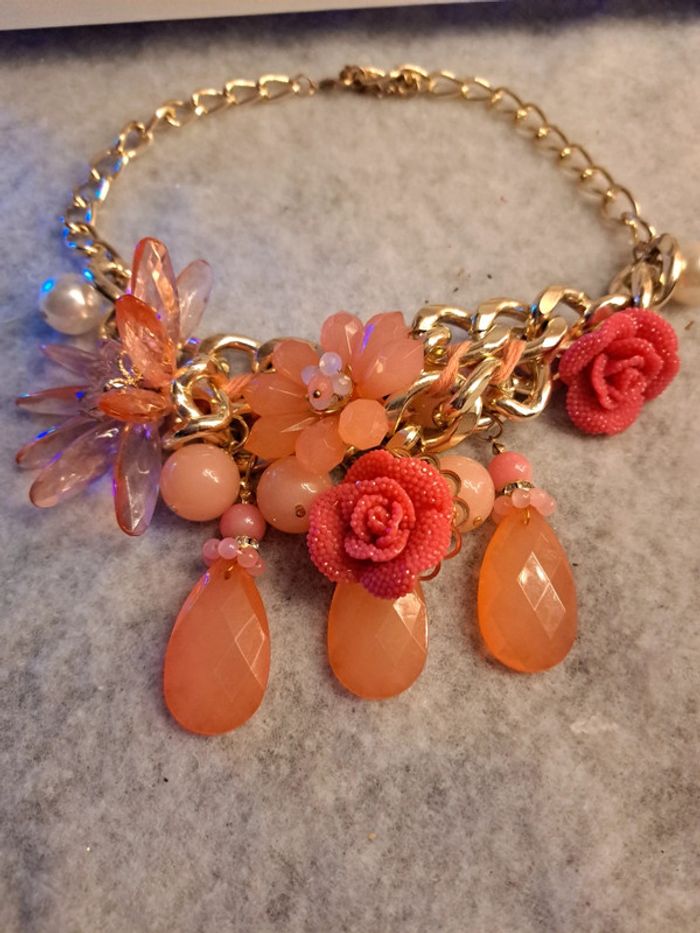 Magnifique collier fleur bohème champêtre orange corail et doré - photo numéro 5