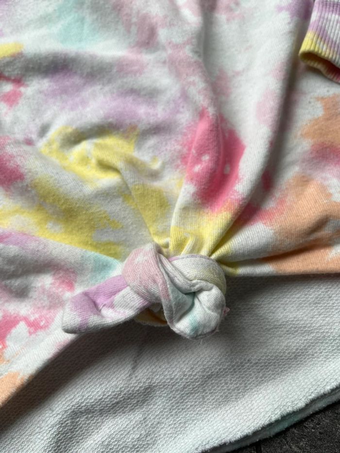 Sweat-shirt H&M 8-10 ans tie and die - photo numéro 2