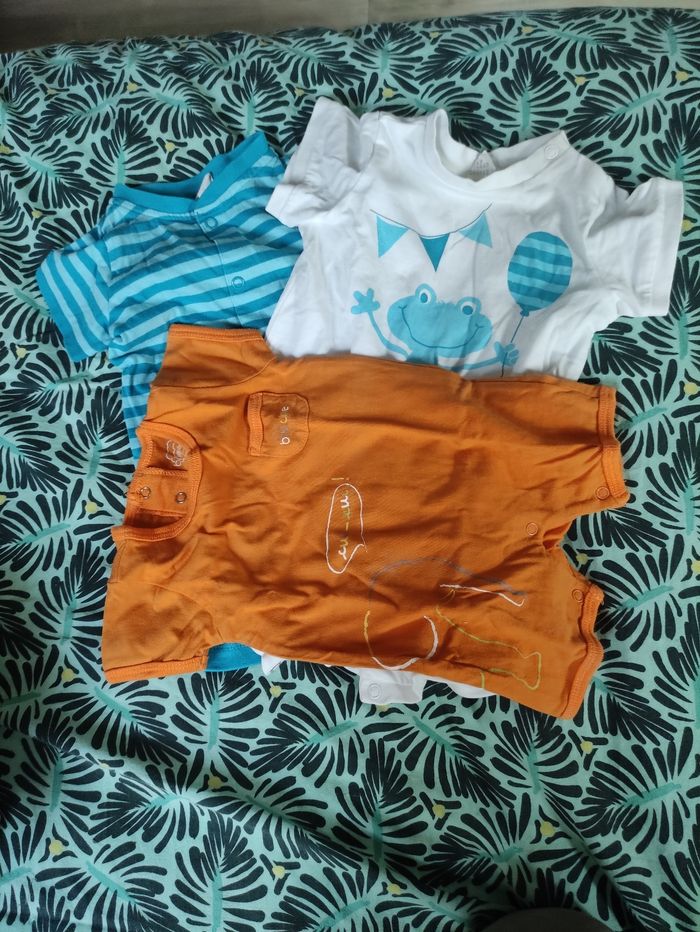 Lot naissance au 2mois - photo numéro 9