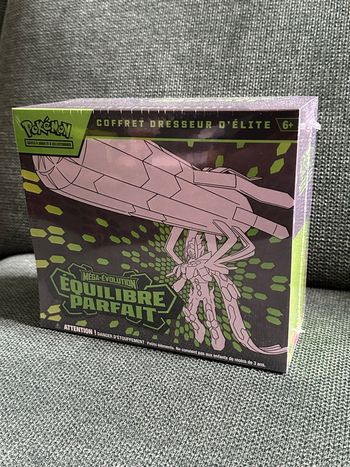 Etb Pokémon équilibre parfait 