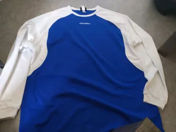 Maillot de foot à manche longue