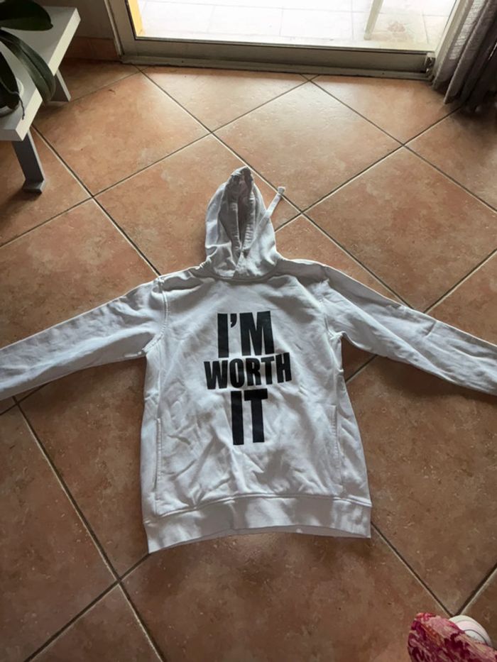Gros sweat blanc Loreal Paris