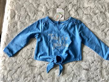 Gilet/pull bleu vertbaudet 2 ans neuf