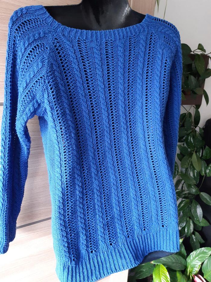 Pull bleu - photo numéro 3