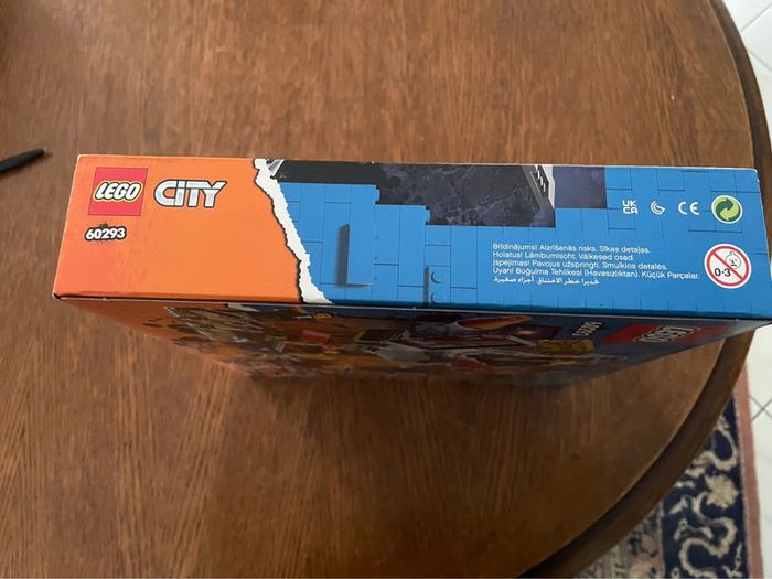 Boîte lego City 60293 Neuve - photo numéro 4
