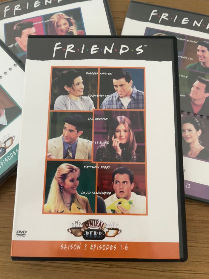 DVD - Friends - Saison 3 épisodes 1 à 12 - photo numéro 3