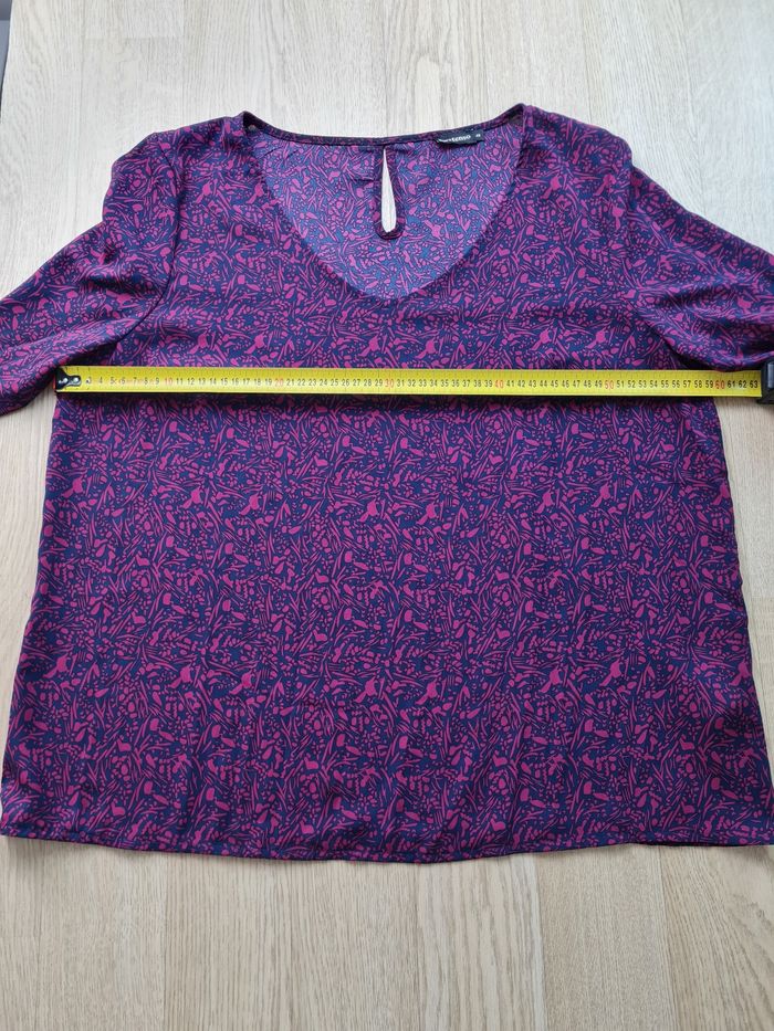 Blouse bordeaux et noir fluide écaillée taille 48 - photo numéro 4