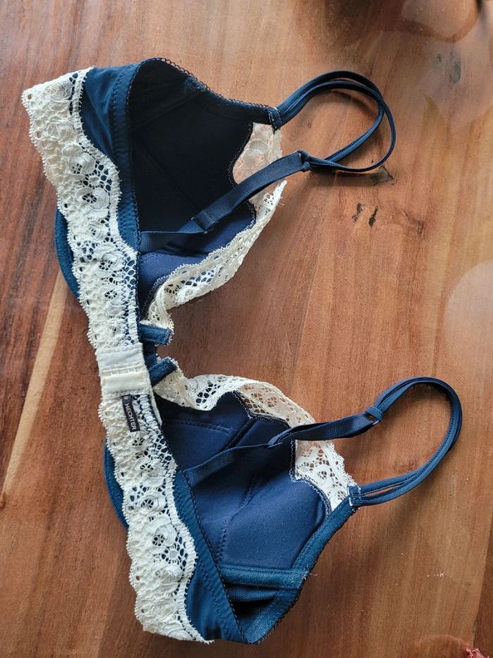 Soutien gorge - photo numéro 2
